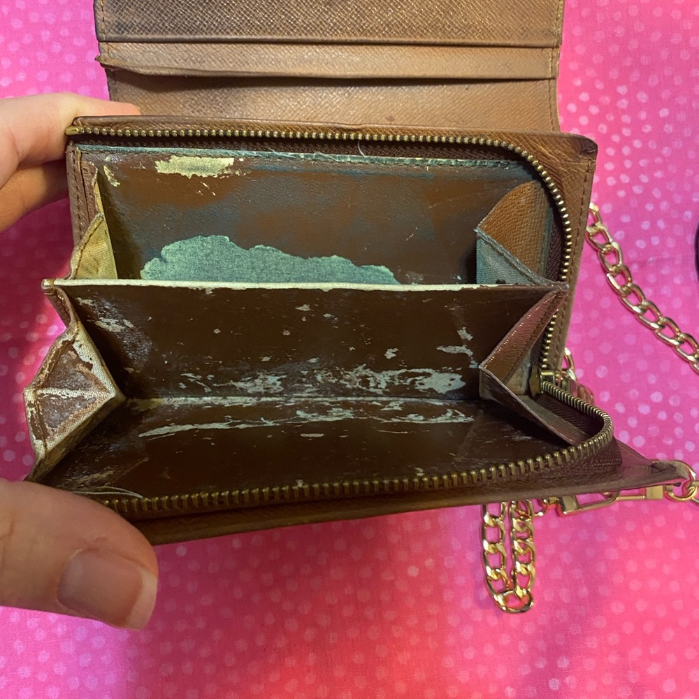 Louis Vuitton Authentic Brown Monogram Crossbody Wallet on chain - Picture 7 of 7
